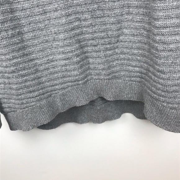 Evolution by Cyrus Turtle Neck Pullover Sweater - Picture 4 of 9